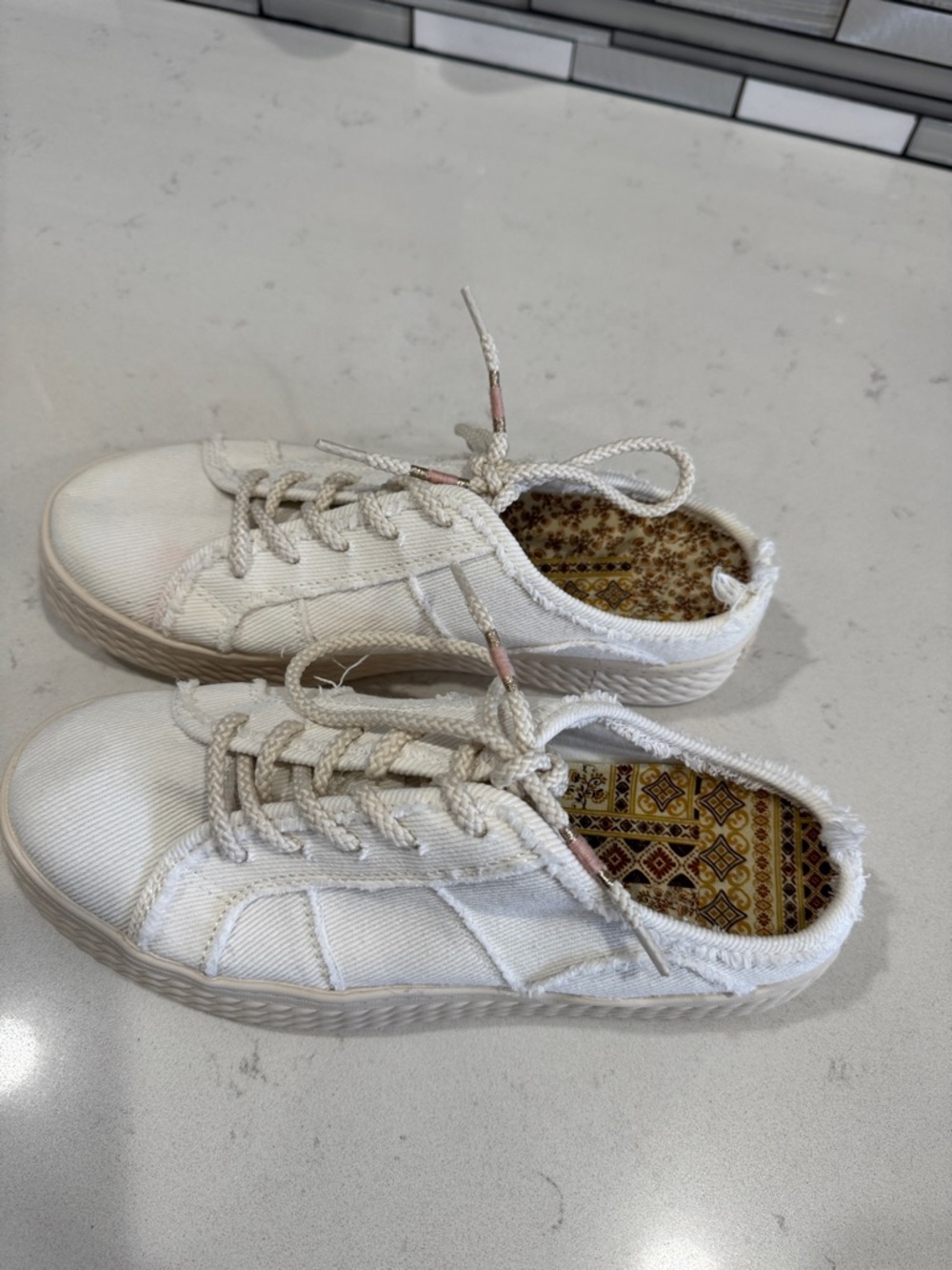White Low-Top Canvas Women’s Sneakers - Casual Lace-Up Style